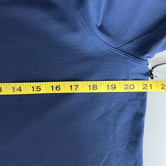 New Allbirds Women’s Natural Run Mid Layer in True Navy Size L - Picture 10 of 12